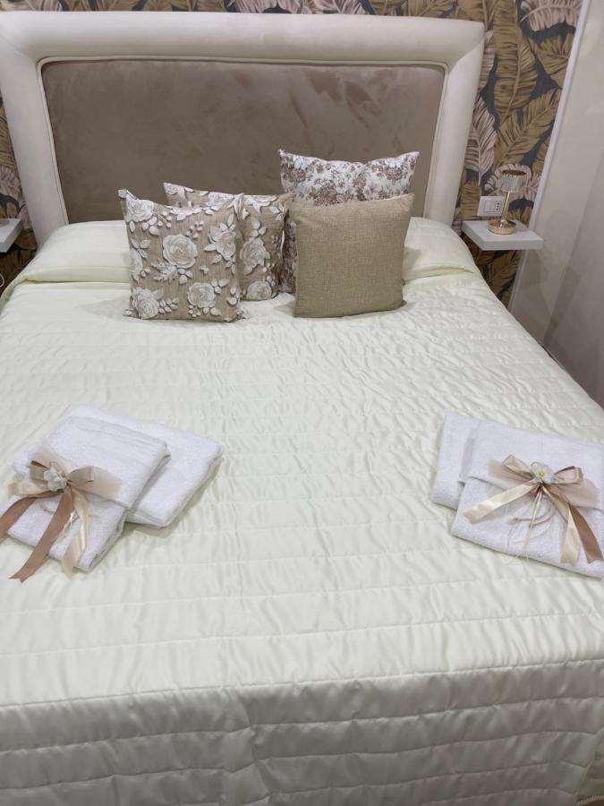 La Dimora Dei Sogni Sedil Capuano Home Suite Nápoles Exterior foto