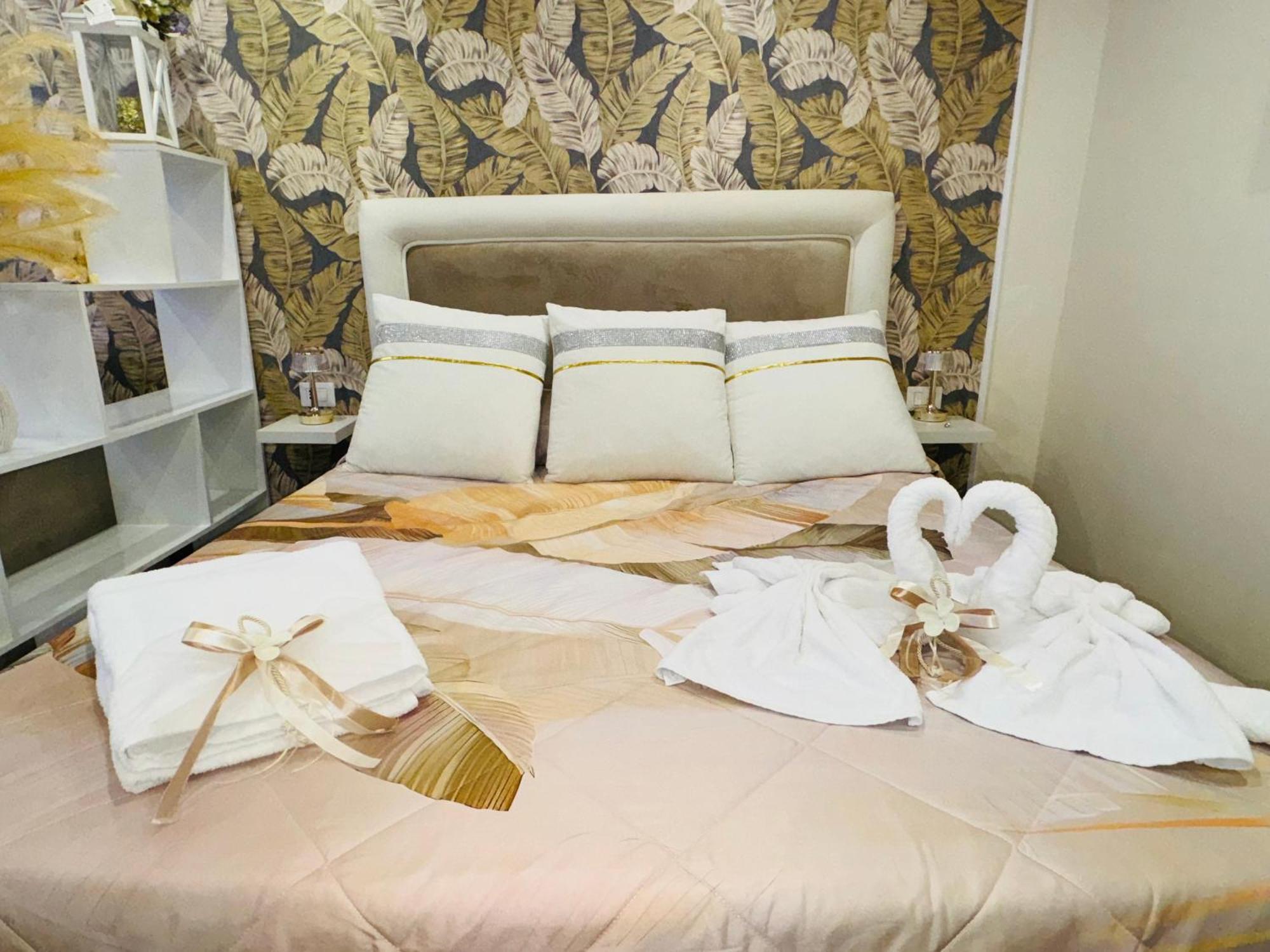 La Dimora Dei Sogni Sedil Capuano Home Suite Nápoles Exterior foto